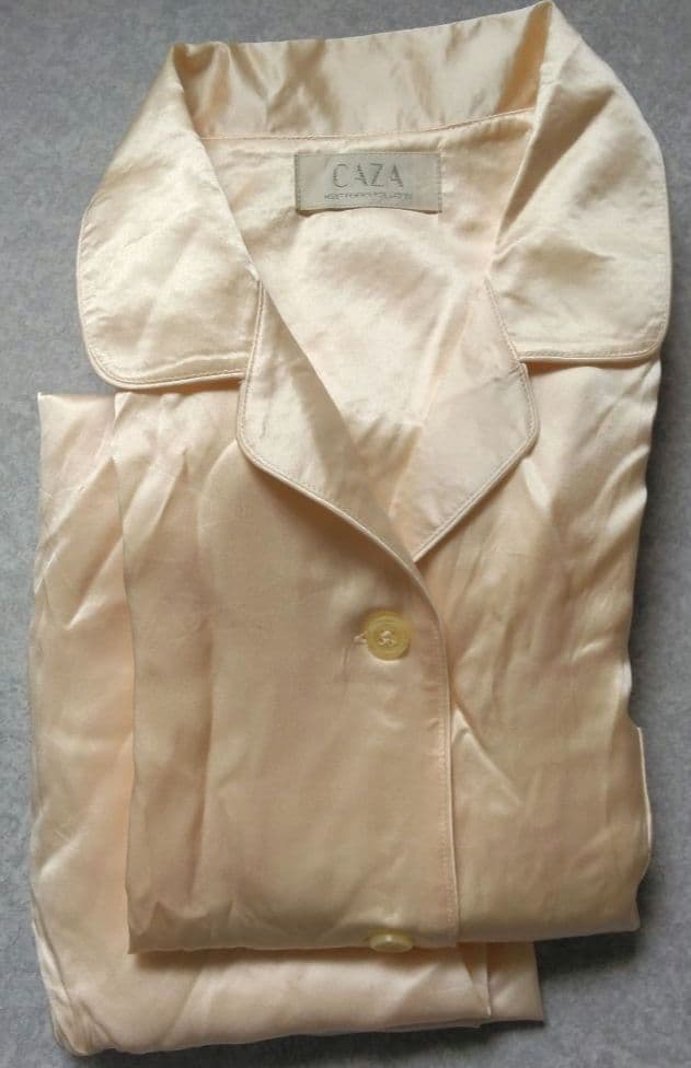 CAZA　シルク　レディースパジャマ