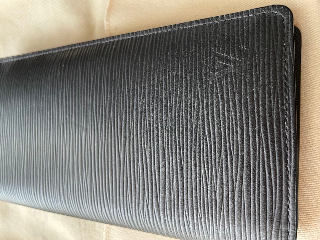 C*K様 Louis Vuitton エピ　ポルトフォイユ・ブラザ(M60