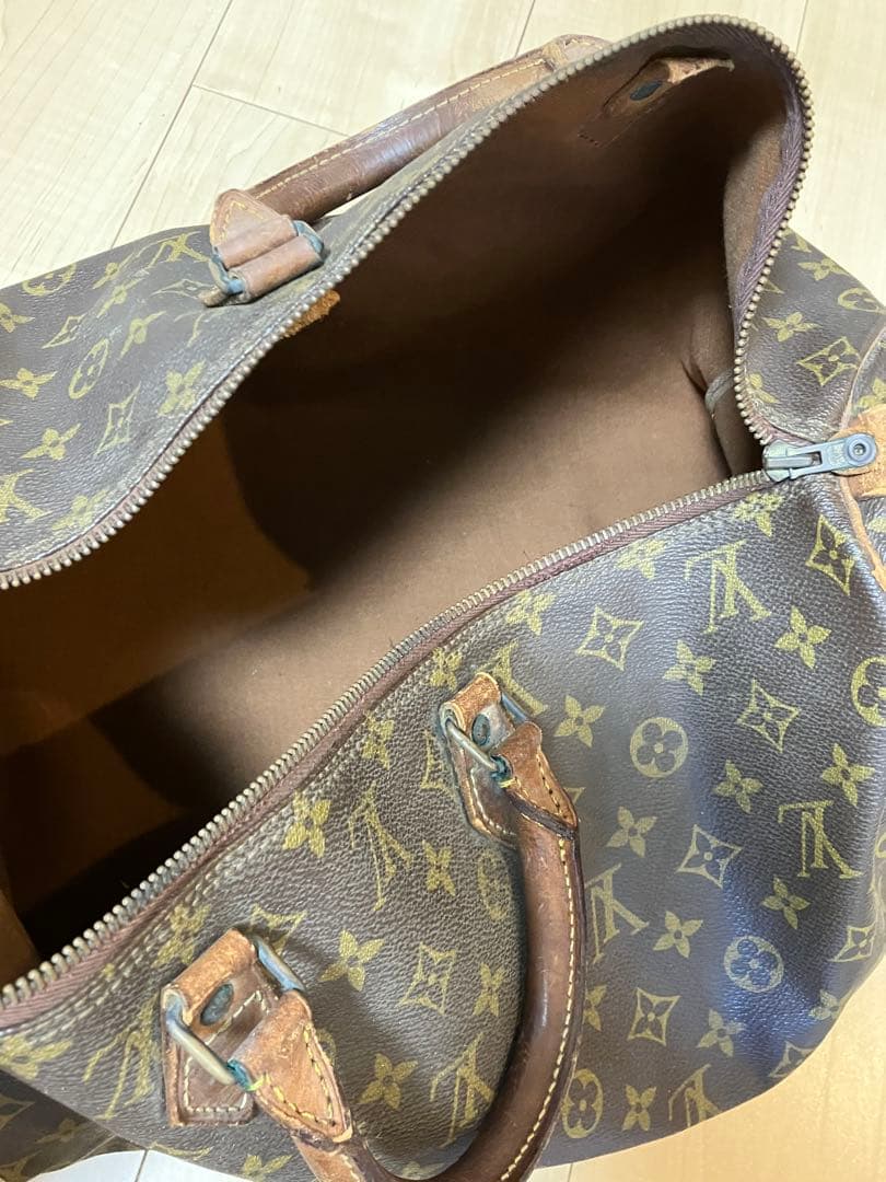 LOUIS VUITTON ルイヴィトン　スピーディー