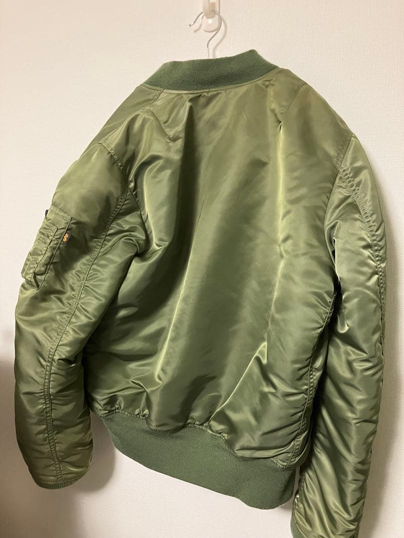 MA-1ジャケット オリーブグリーン