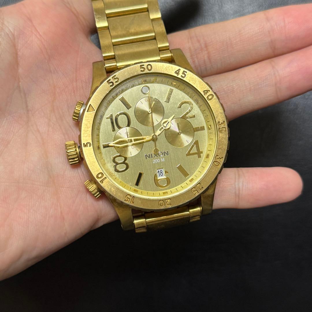 箱付き NIXON ニクソン 腕時計 ゴールド 48-20 CHRONO