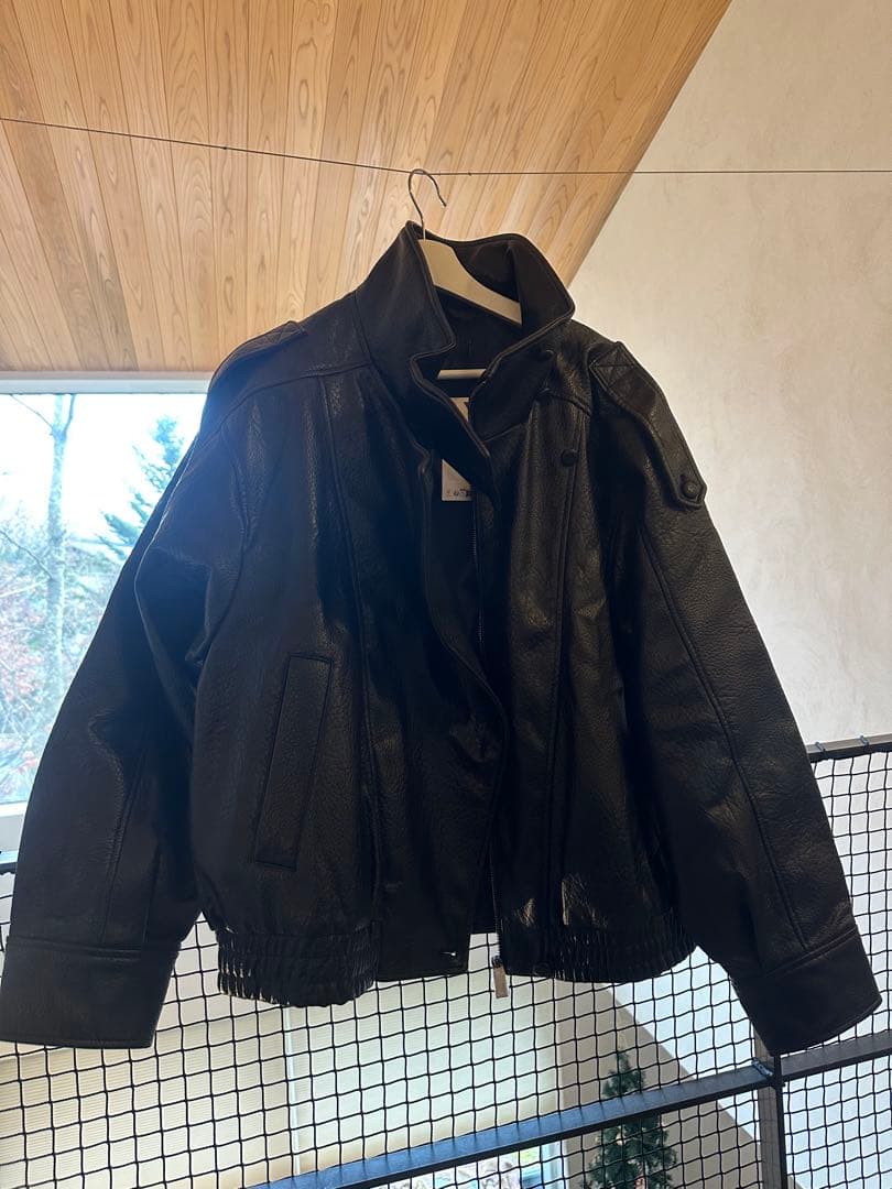 正規品　ZARA ザラ　新品　L ブラック フェイクレザージャケット