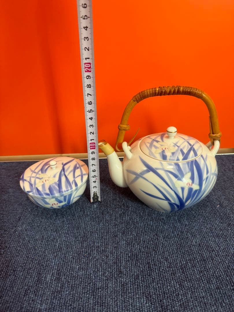 1702 深川製磁  菖蒲  茶器セット　急須1客　湯呑蓋付3客