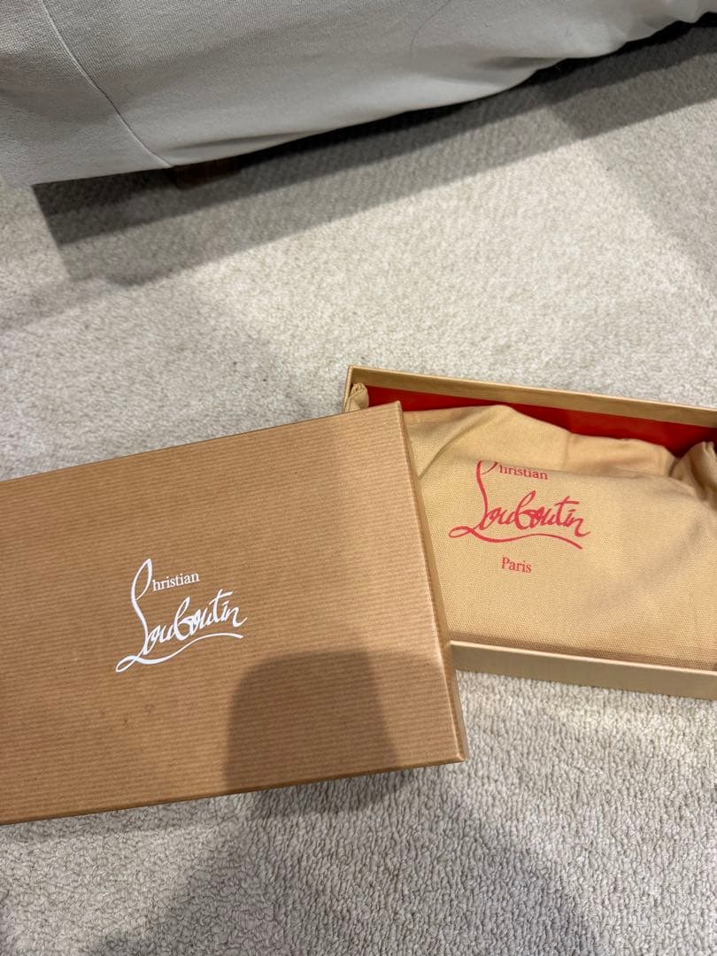 Christian Louboutin クリスチャンルブタン長財布 黒