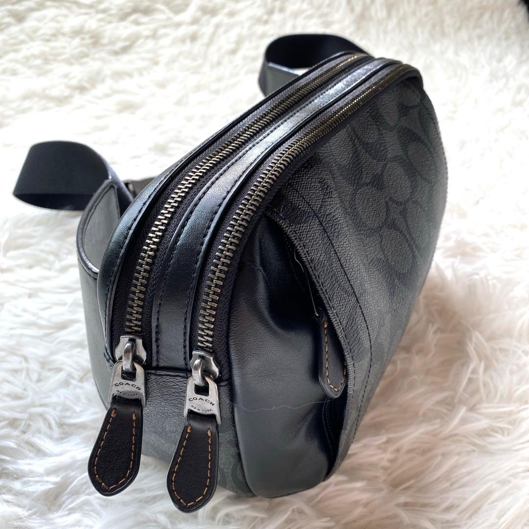 COACH コーチ メンズ ボディーバッグ シグネチャー ブラック F38749