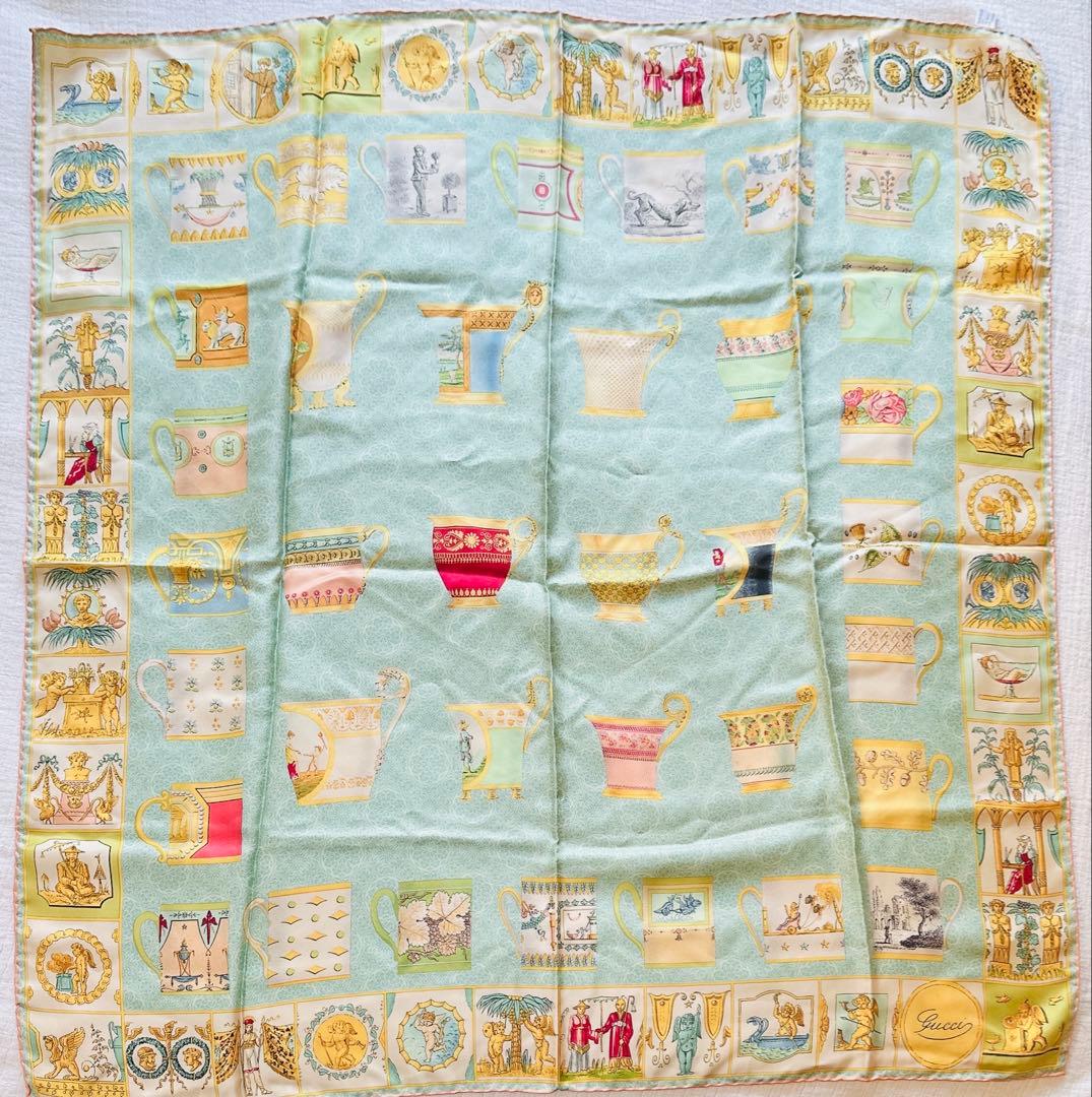 Gucci グッチ　シルクスカーフ カップ柄　ヴィンテージ