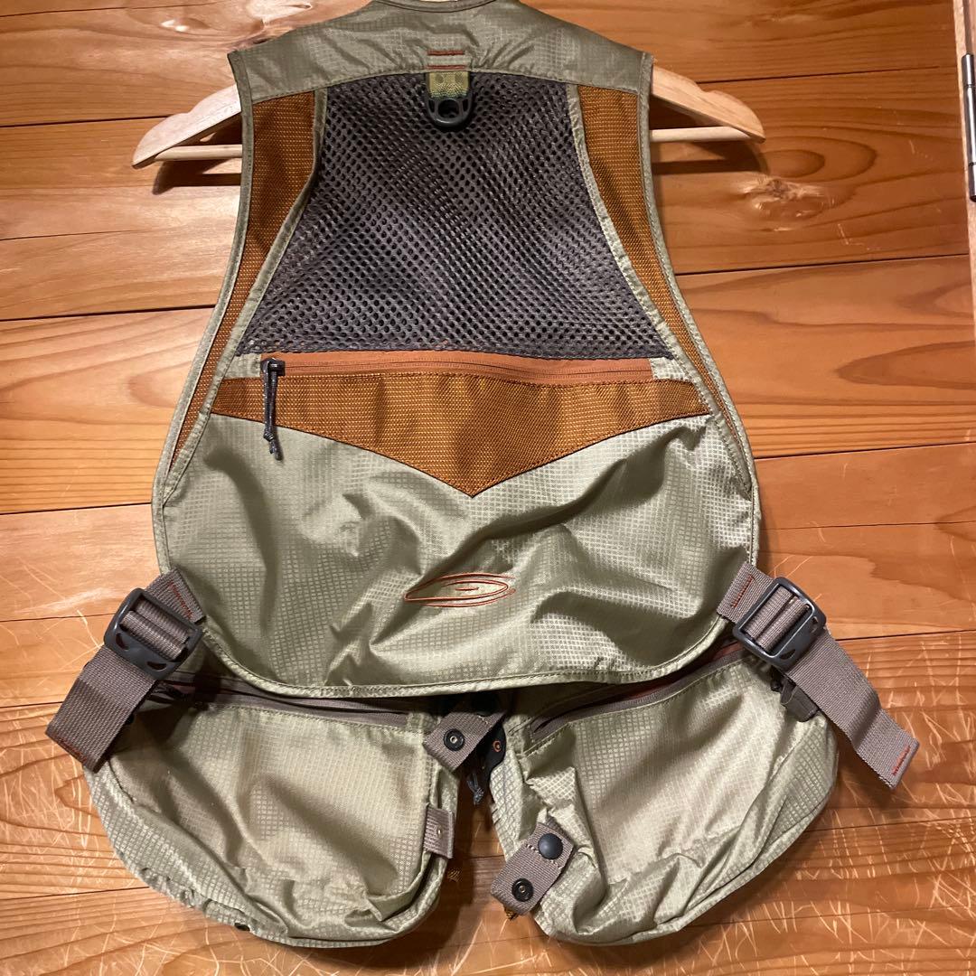 fishpond フィッシングベスト ベージュ