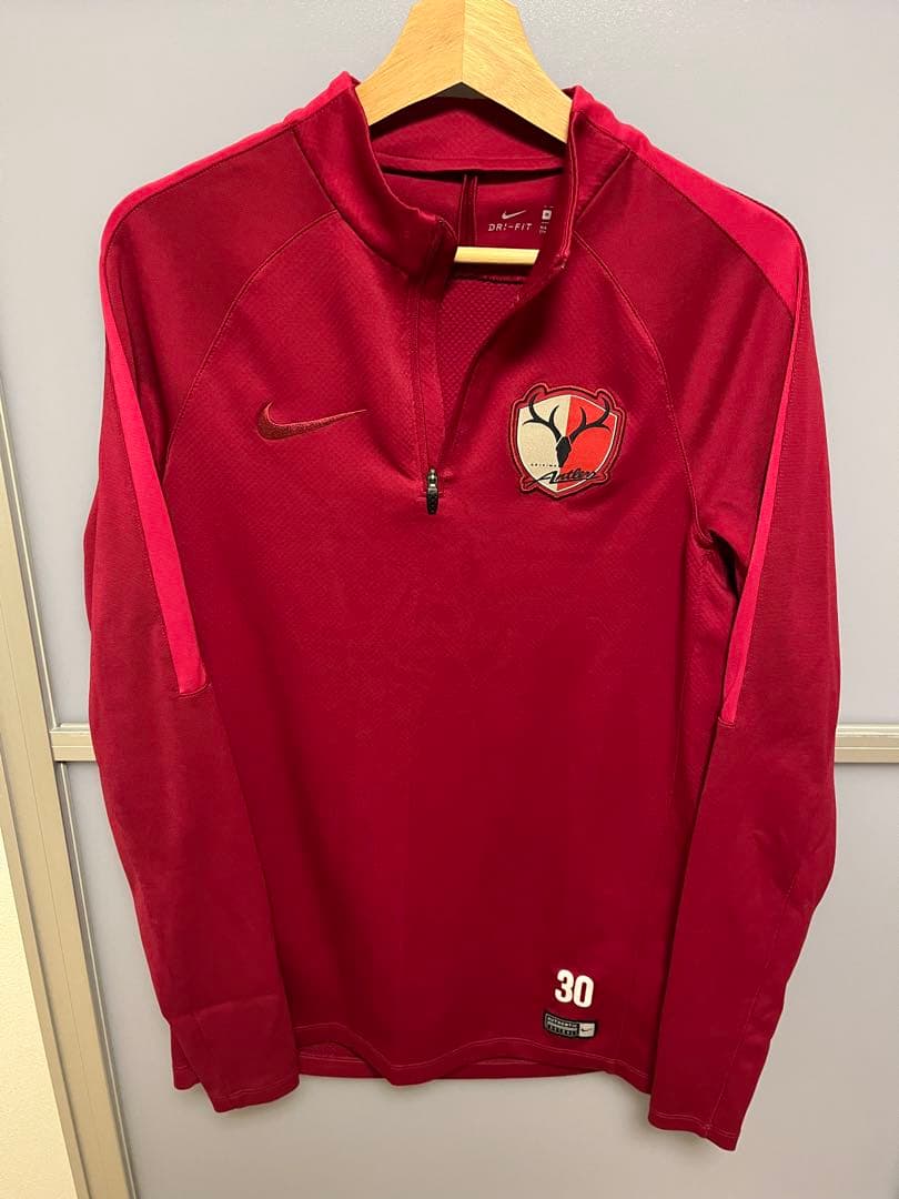 鹿島アントラーズ　トレーニングウェア　練習着　Nike　上下セット　支給品