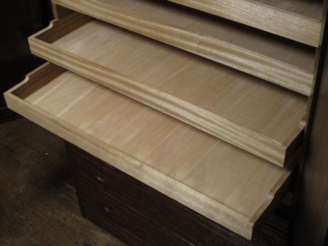 伝統工芸 軽井沢彫り 栃 無垢材 桜 彫刻 和箪笥/衣装箪笥/整理箪笥/着物箪笥