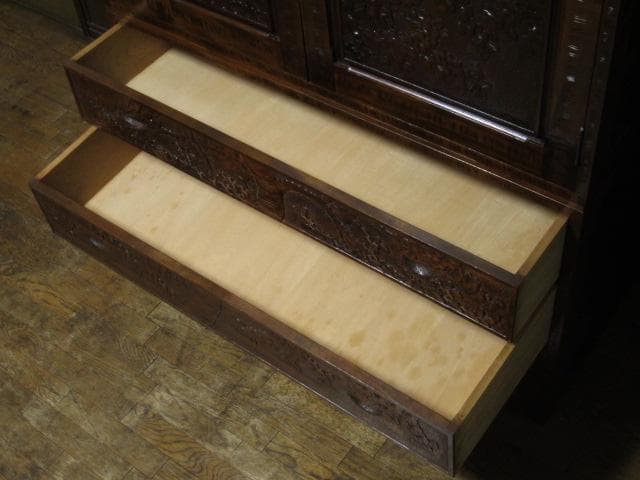 伝統工芸 軽井沢彫り 栃 無垢材 桜 彫刻 和箪笥/衣装箪笥/整理箪笥/着物箪笥