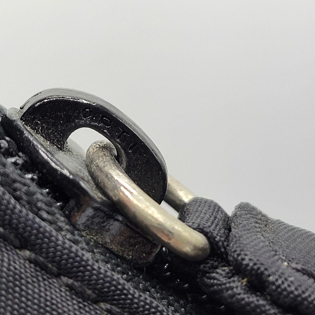 PRADA プラダ アクセサリーポーチ 三角ロゴ ブラック Optiファスナー