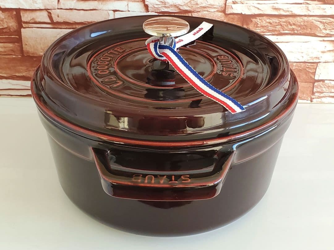 【美品/値下げ】staub ピコ・ココット ラウンド 　22㎝　ストウブ