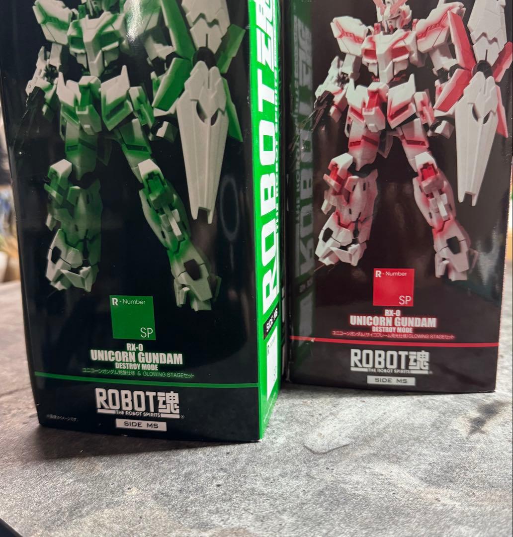 ロボット魂　ユニコーンガンダム(サイコフレーム発光仕様) 2種
