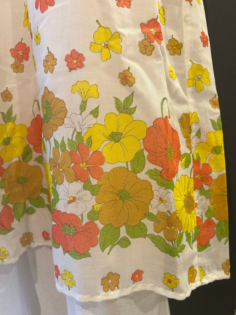 60 70 古着　ポッピーフラワープリント五分袖ラングブラウス