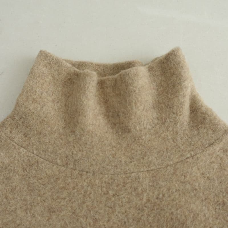 【未使用】ネストローブ　ウールアンゴラ起毛タートルプルオーバー