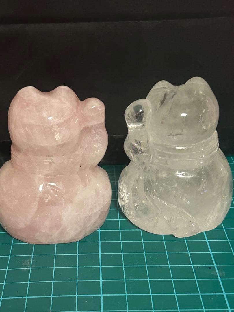 【天然石】ローズクォーツ アイリス水晶 ペア 招き猫 手彫り 開運 金運 来福❣️