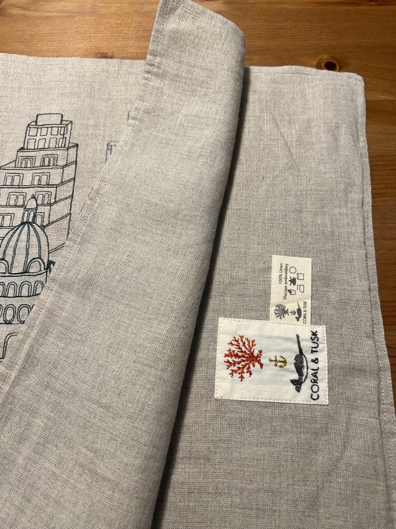 CORAL＆TUSK コーラルアンドタスク テーブルランナー