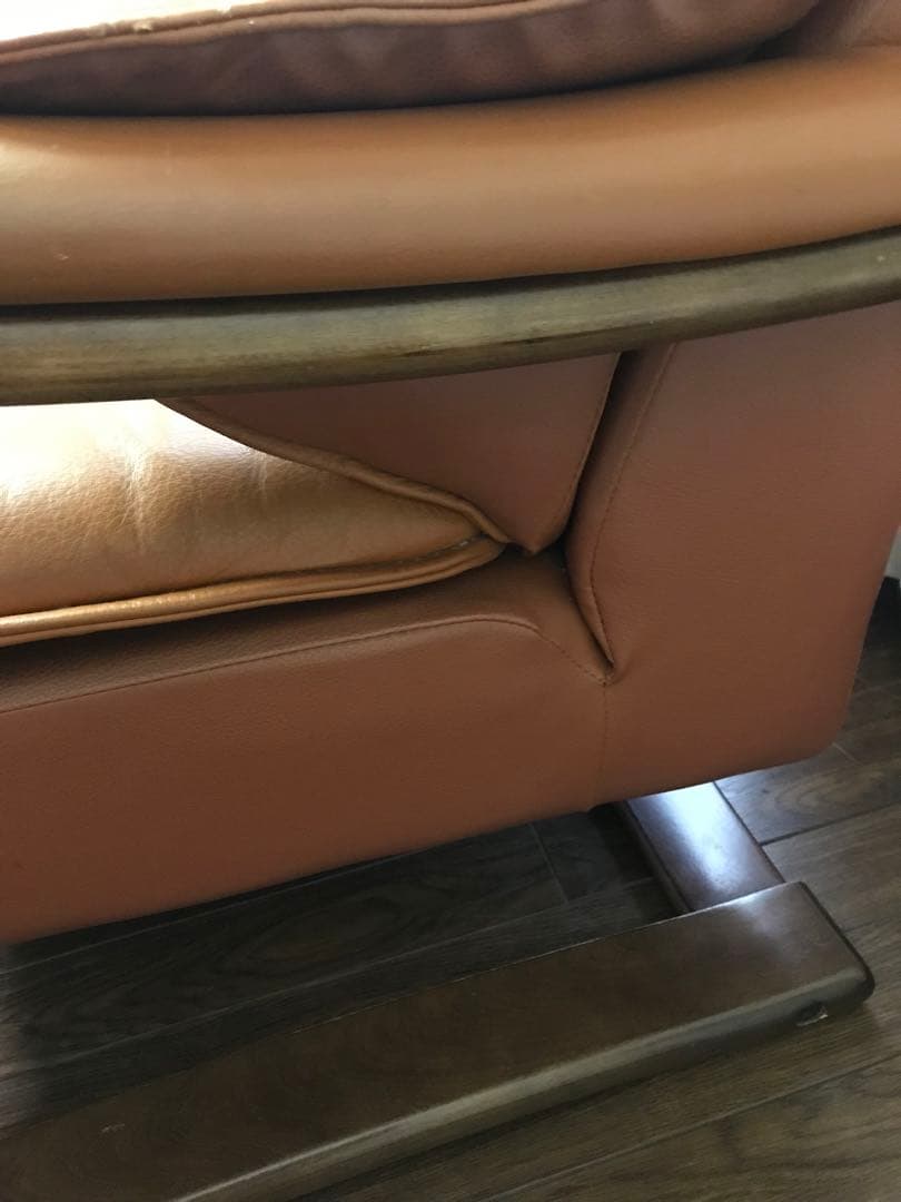 松浦ページ　本革ソファー　長椅子　3人掛け　アンティーク
