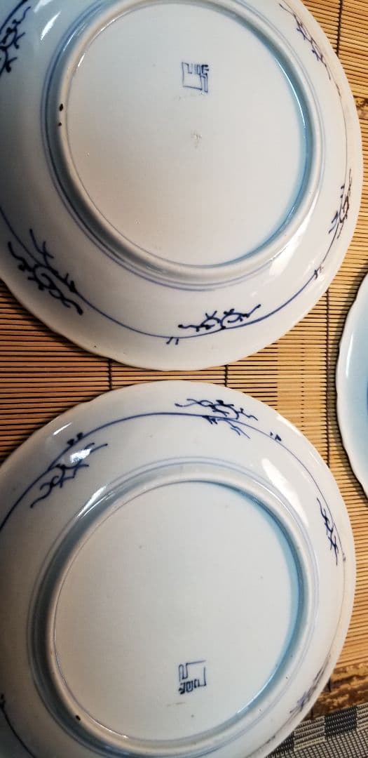 演技の良いうさぎ柄皿全9枚小皿3枚と、小鉢6。ウサギ絵