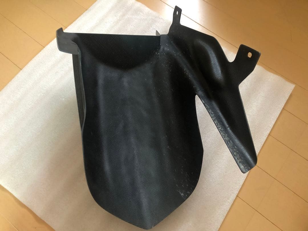 COERCE カーボンリアインナーフェンダー　YZF-R25/R3 MT25/3