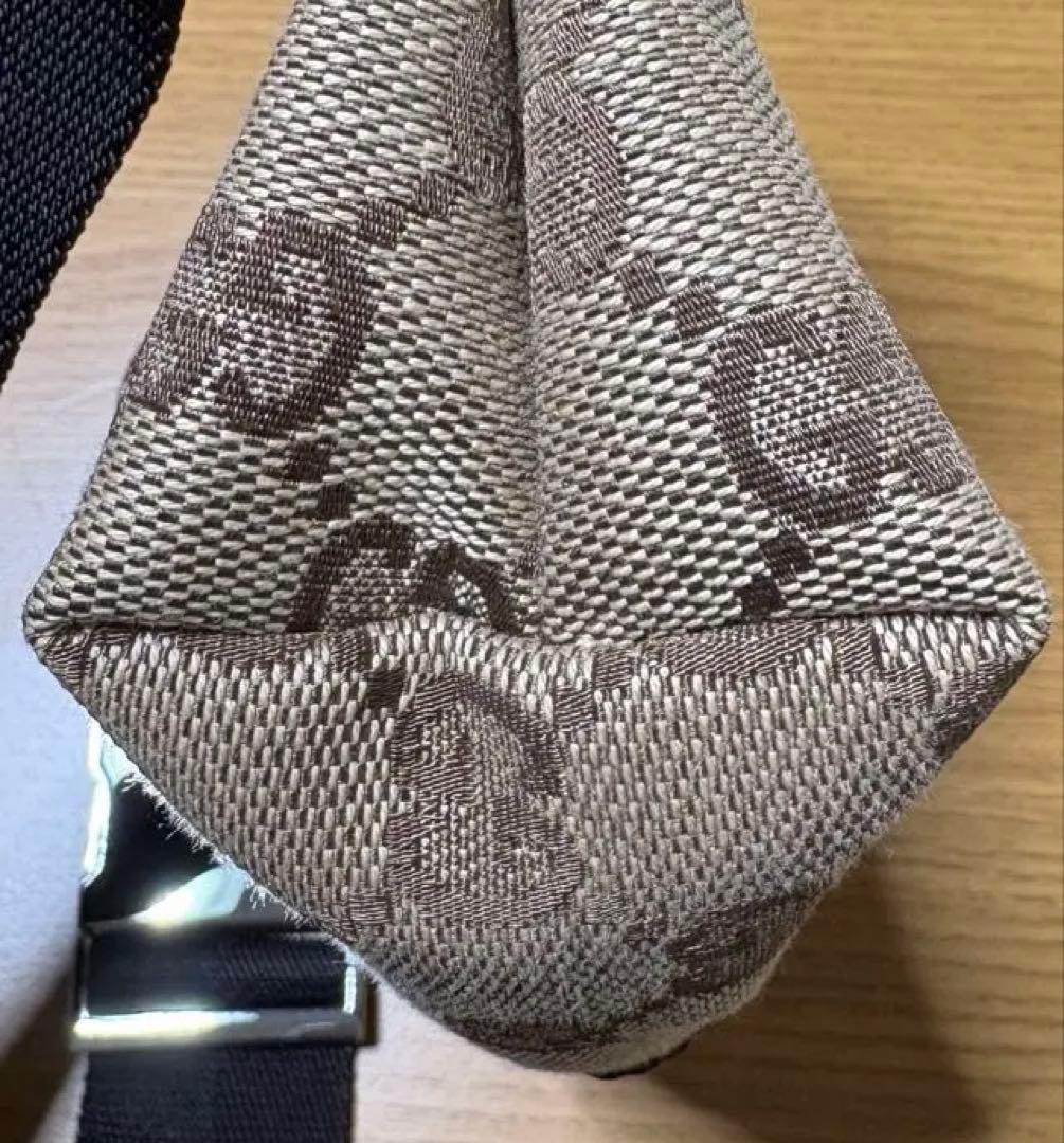 GUCCI GGパターン ウエストポーチ　ベージュ
