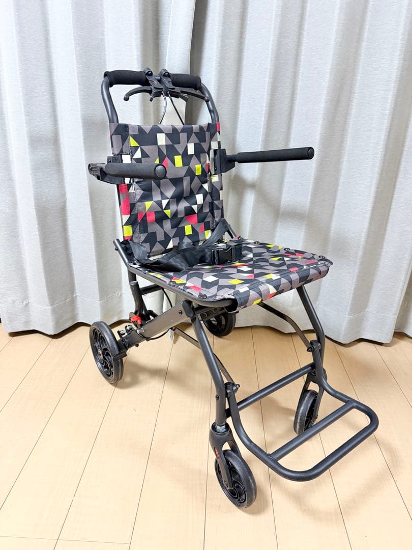 PIPIBEAR 車椅子 介助式車いす 折畳み 軽量 コンパクト