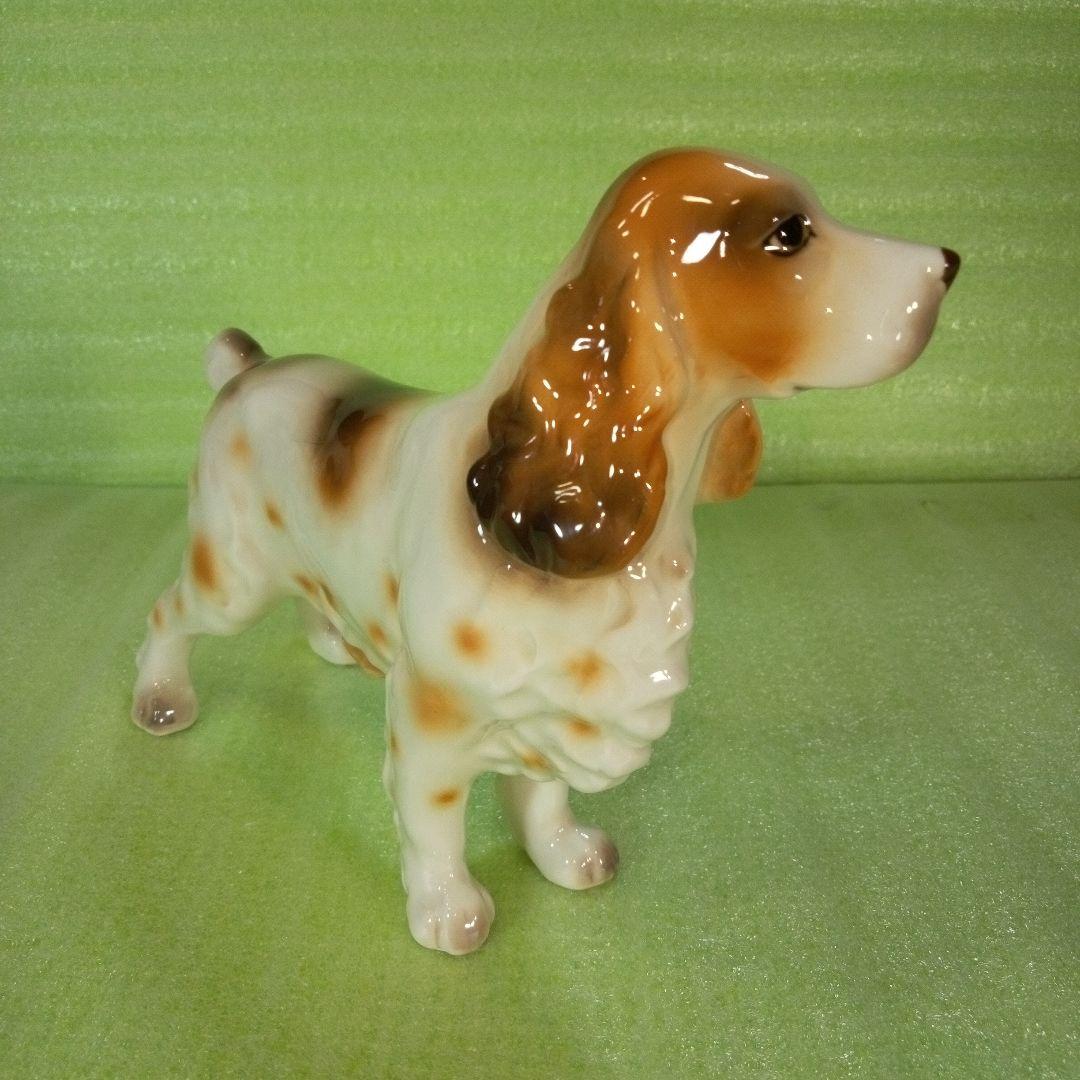 コッカー・スパニエル　犬の置物　インテリア　オブジェ　ディスプレイ　陶器製？