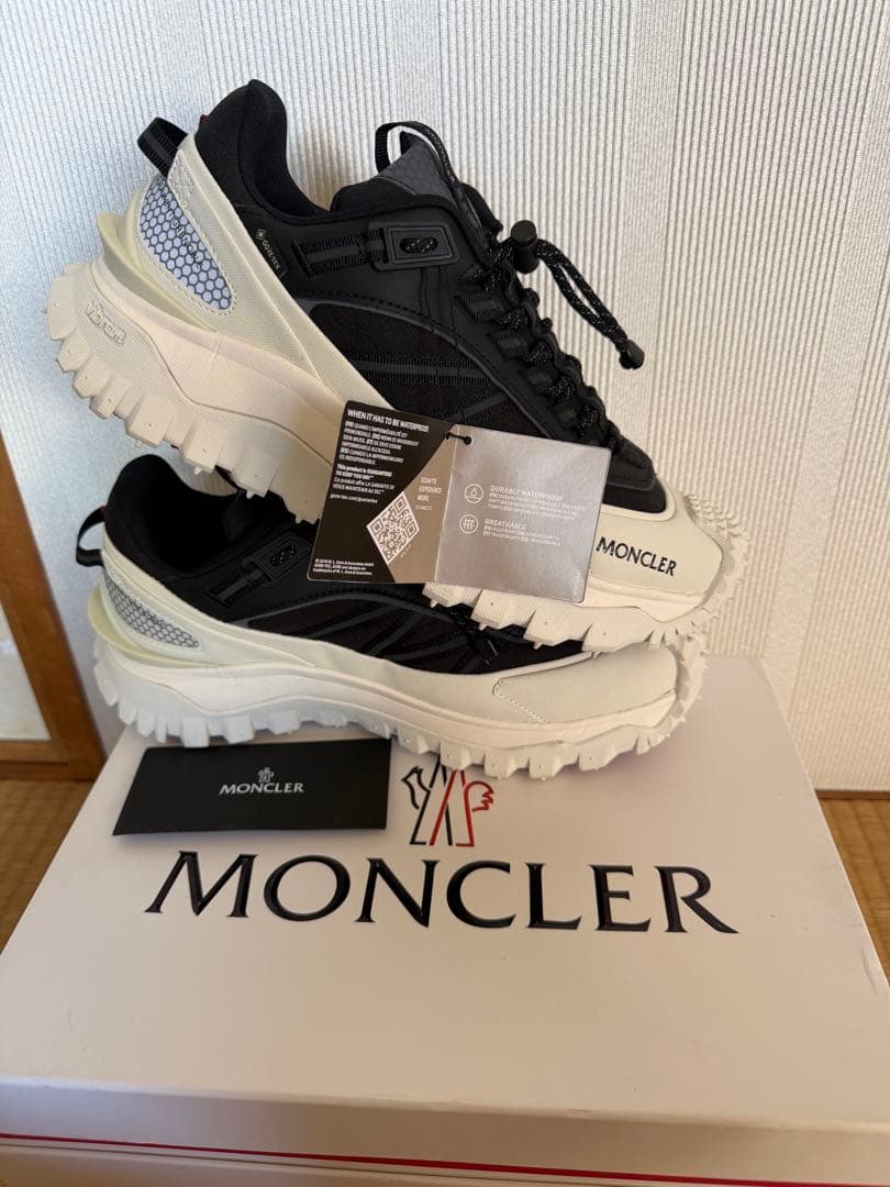 MONCLER モンクレール　トレッキングスニーカー ブラック/ホワイト