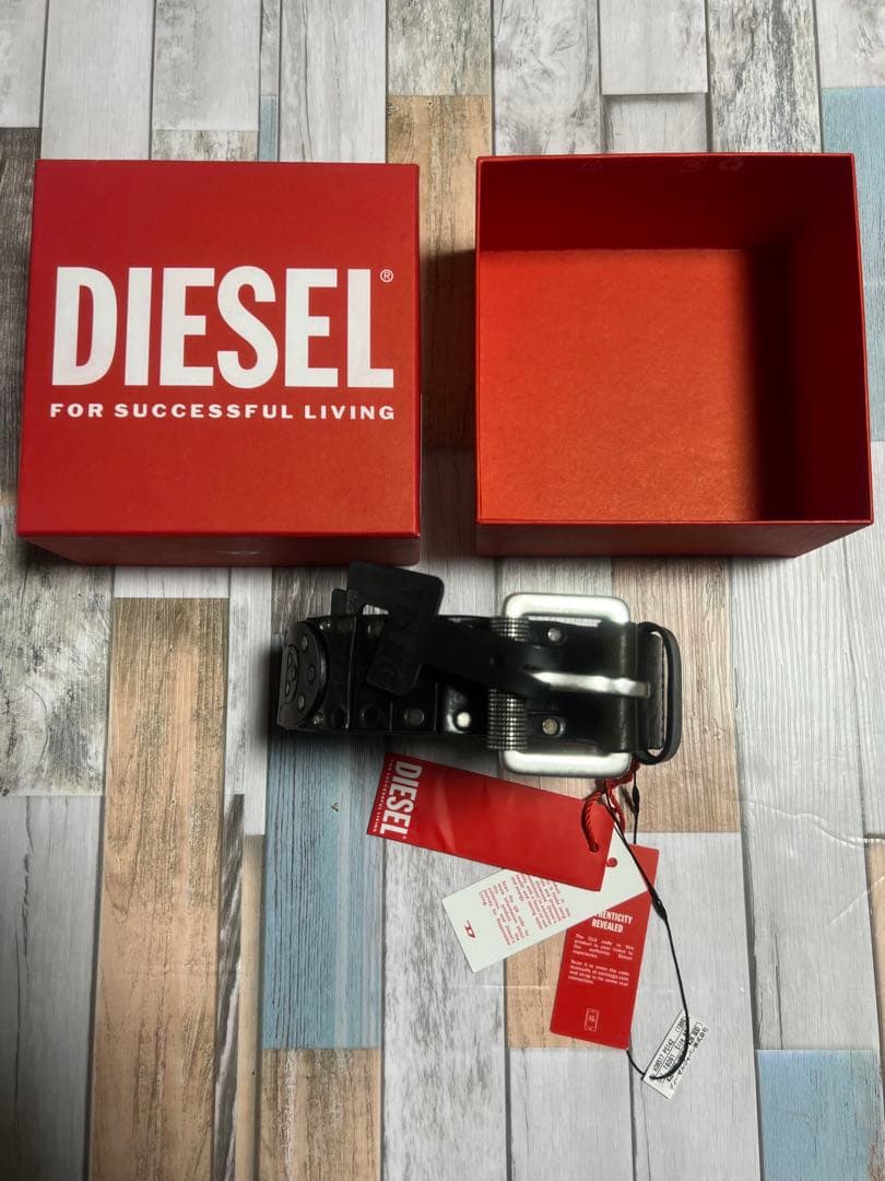 極限定 DIESEL ベルト スタッズ レザー 牛革 希少 黒 銀 新品未使用