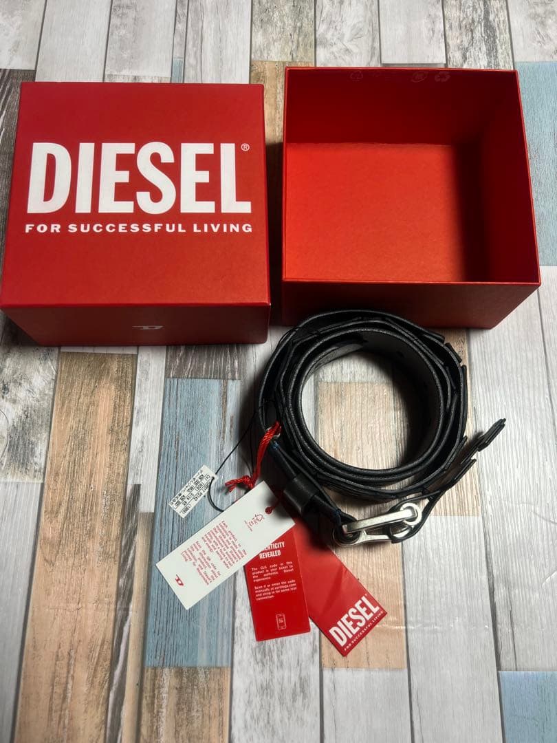 極限定 DIESEL ベルト スタッズ レザー 牛革 希少 黒 銀 新品未使用