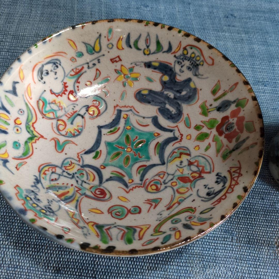 中村芳楽さんの陶彩皿とマグカップ