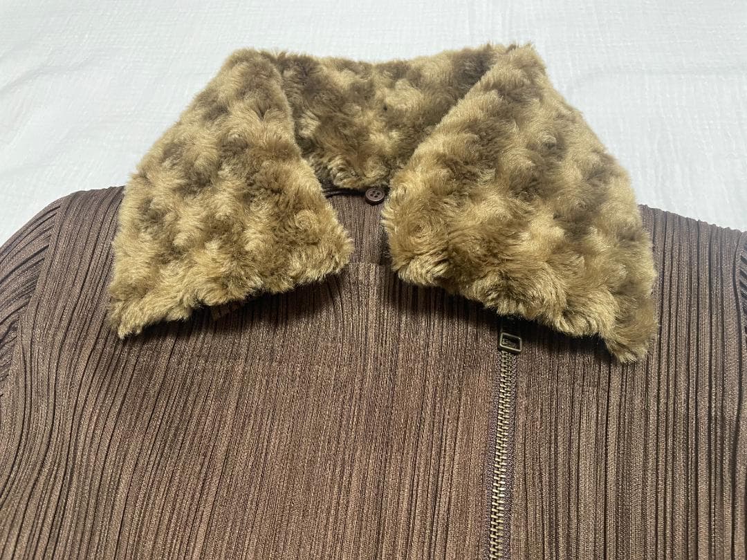 PLEATS PLEASE ファー付ライダースジャケット 【中古美品】