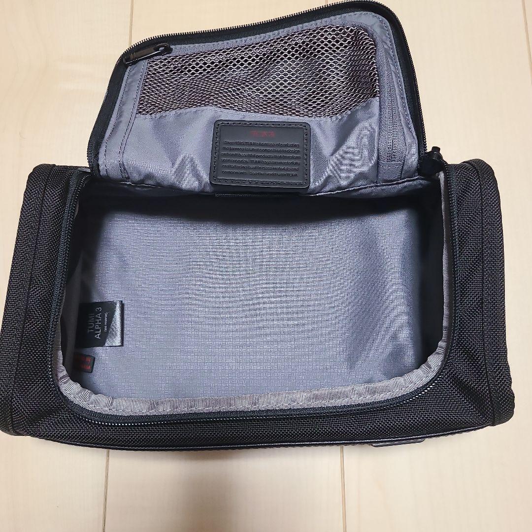 TUMI トゥミ トラベルポーチ　Alpha3