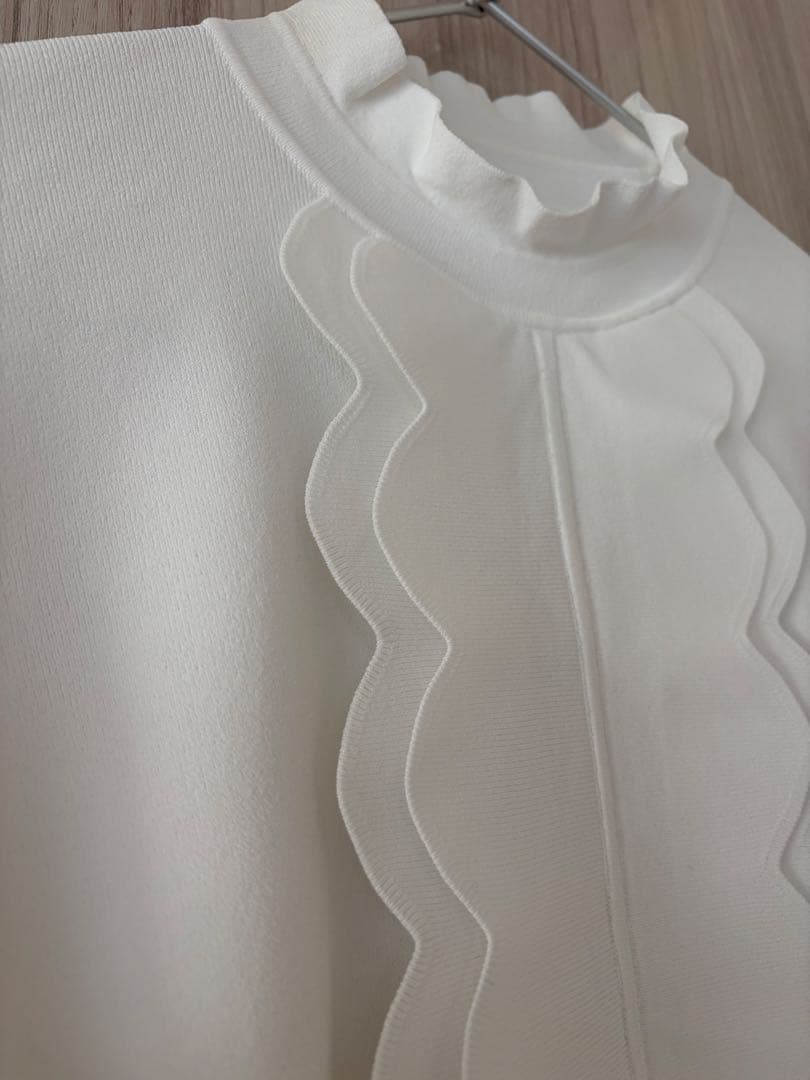 2025SS ESTNATION フリルネックニット 美品