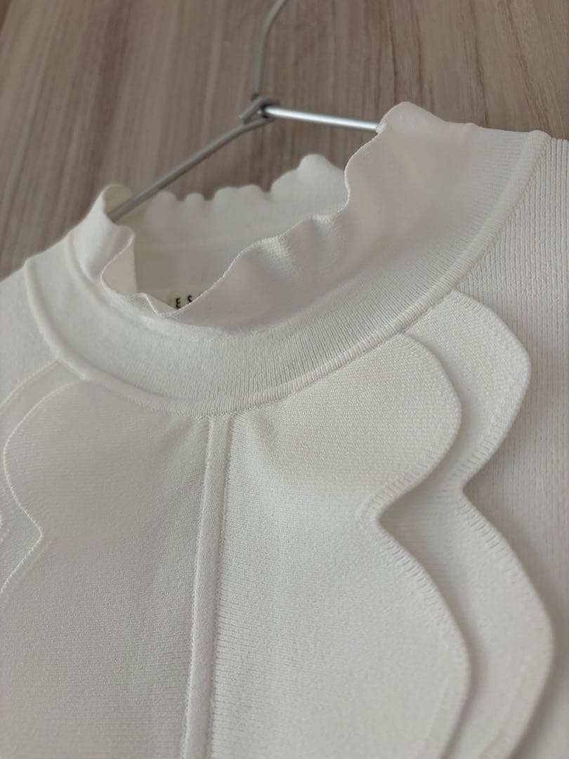 2025SS ESTNATION フリルネックニット 美品