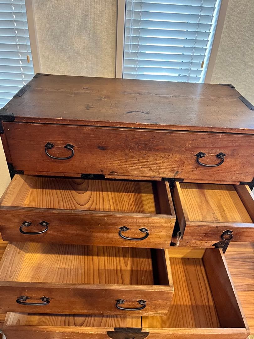 アンティーク木製箪笥　茶箪笥　時代箪笥　古民家　古道具