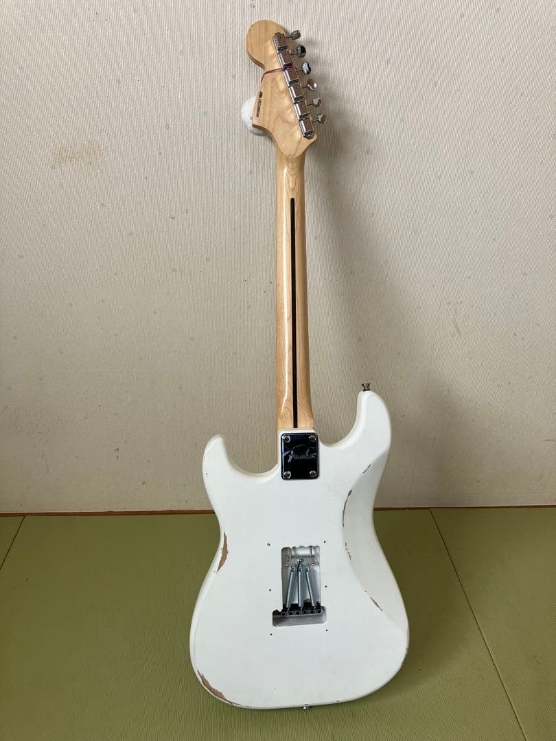 ラージヘッド　ストラトキャスター 中古品