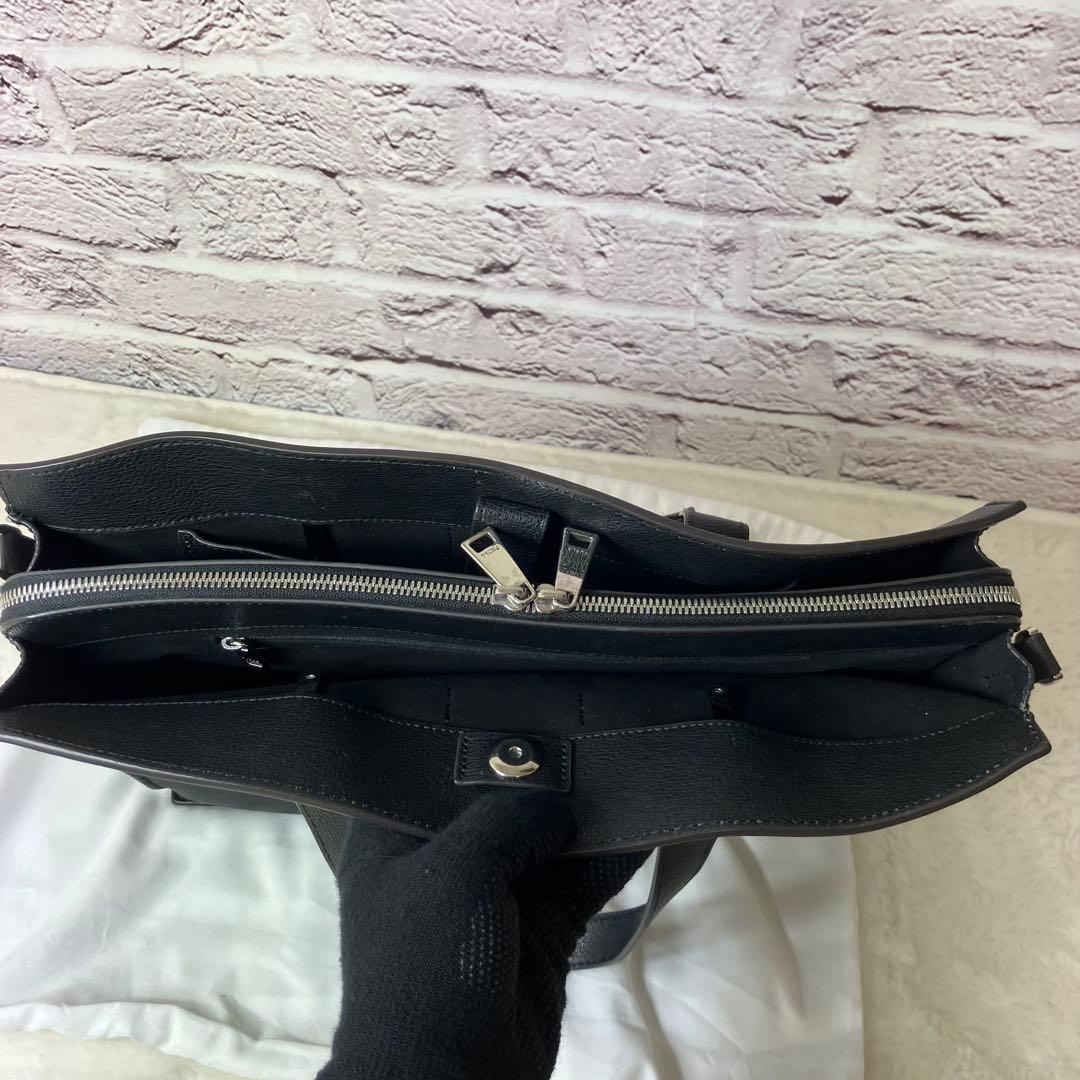 フルラ✨MAN ジョーヴェ L A4可 ３室 レザー 本革 黒 トートバッグ