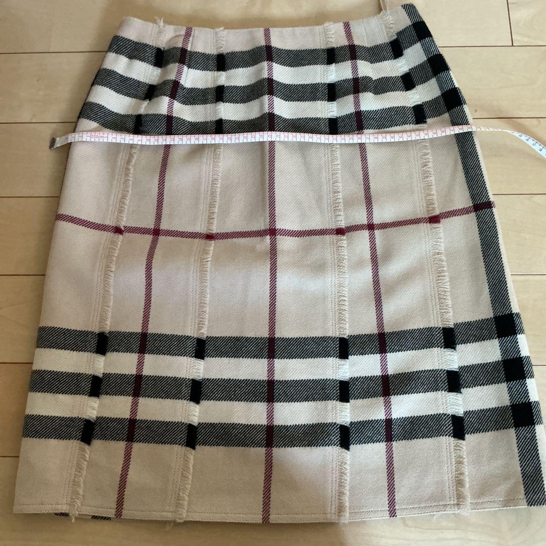 バーバリーロンドン　ウールスカート13号　ベージュ、ブラック2点おまとめ