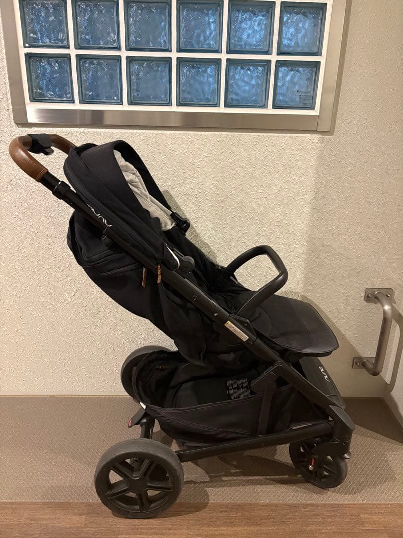 【大幅値下げ】★匿名配送　nuna ヌナ　ベビーカー タボ（キャビア）