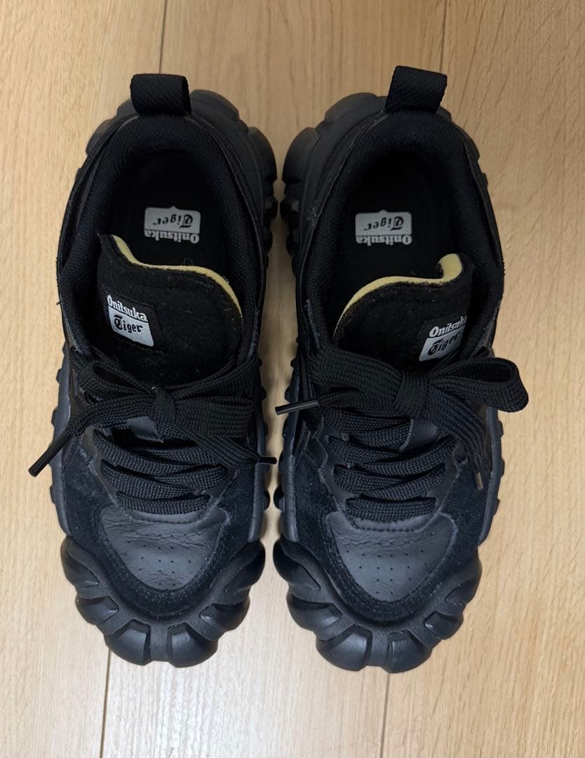 靴 Onitsuka Tiger DENTIGRE LS Black