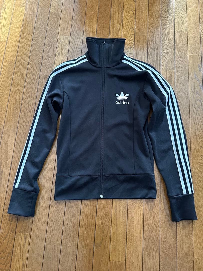 【S】アディダス トレフォイル ジャージ上下 セットアップ 非売品缶バッジ付
