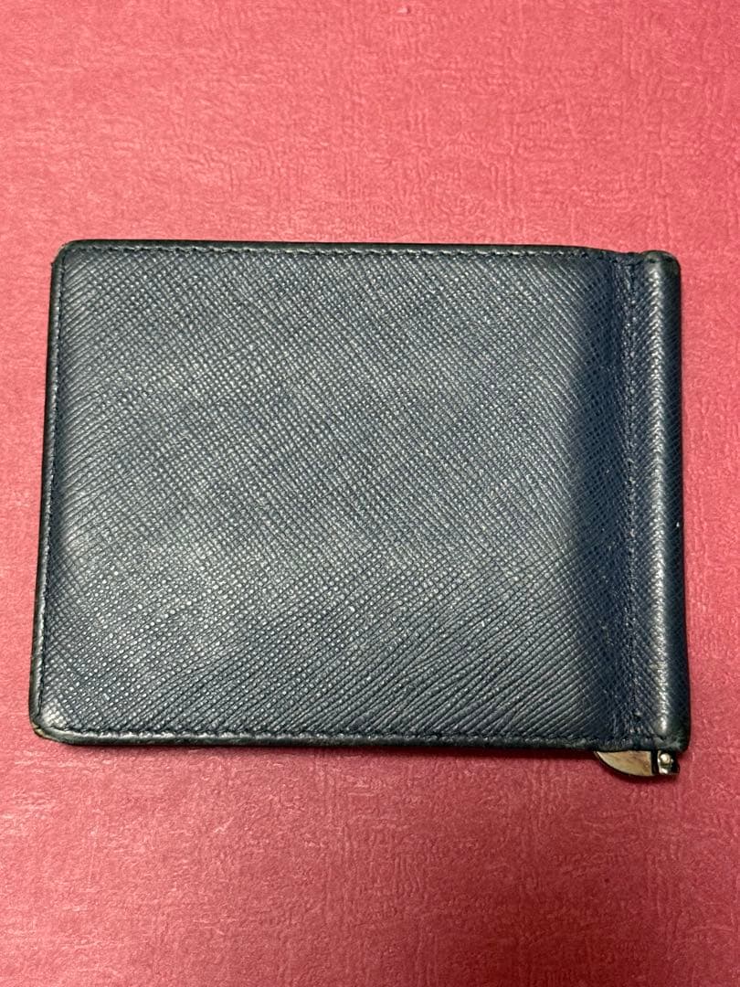 PRADA マネークリップ付き2つ折り財布 サフィアーノレザー