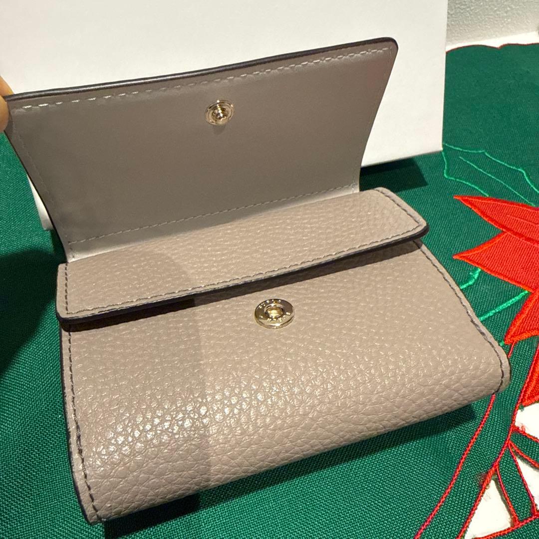 【新品未使用】FURLA フルラ 財布✨三つ折り グレージュ グレー ベージュ