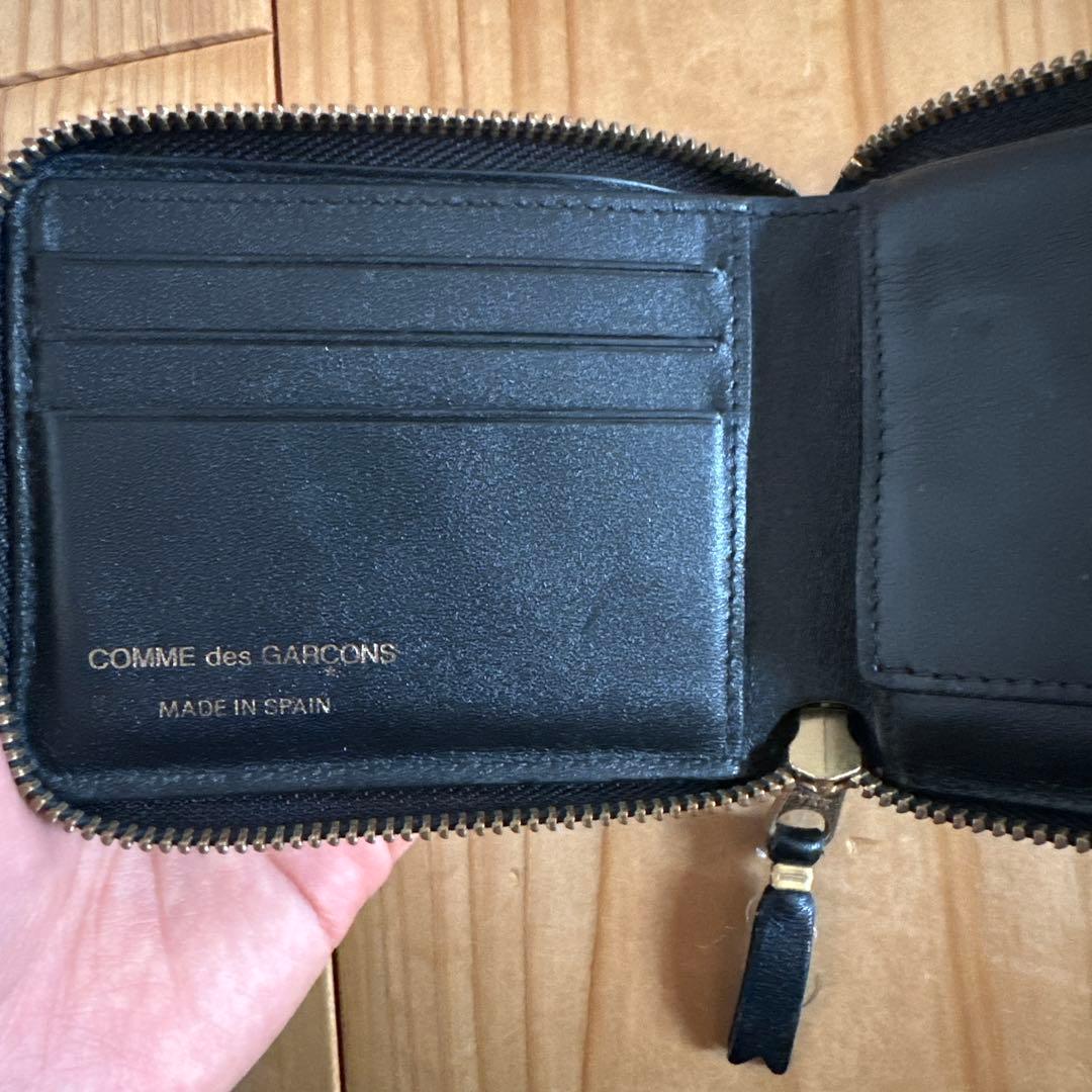 COMME des GARÇONSコムデギャルソン　二つ折り財布ブラック