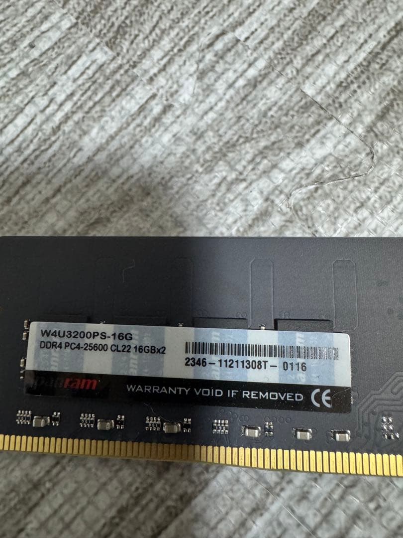 メモリー CFDpanram DDR4 16GBx2