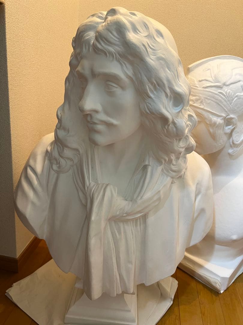 石膏像　モリエール