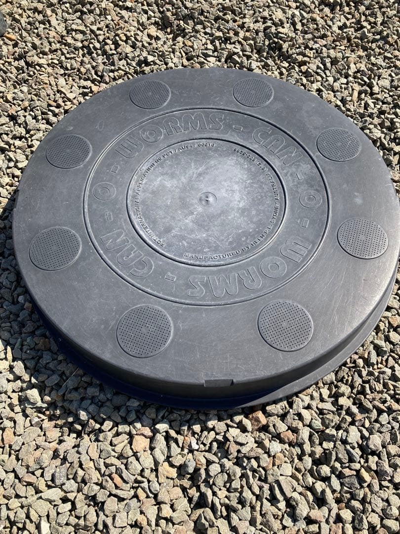 ミミズコンポスト　Can-O-Worms®（キャノワーム）　本体のみ　排水口付き