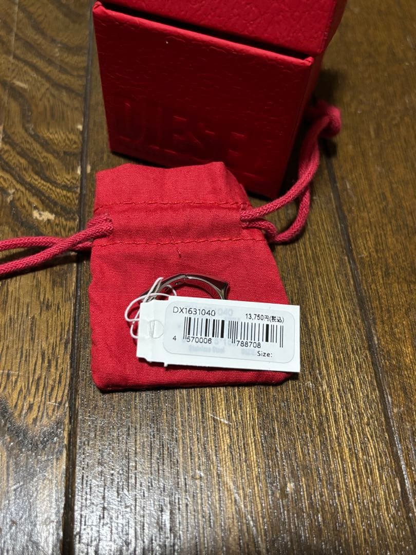 Seiyoさん専用DIESEL シルバーピアス DX1631040