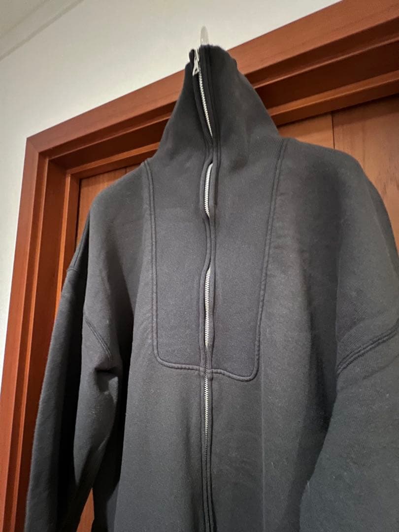 コンビネゾン 38